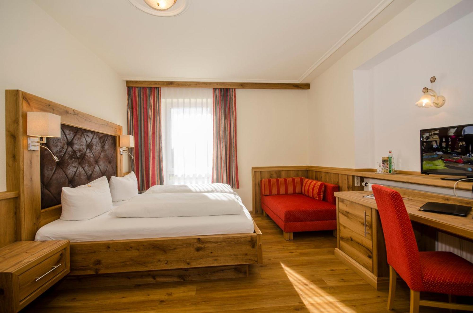Hotel Gasthof Jaegerhaus Sankt Peter Exterior photo